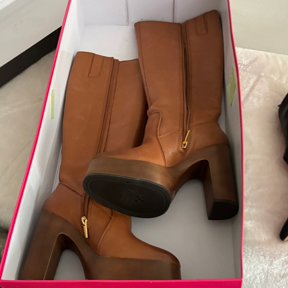 Vince Camuto Tan Heeled Boots